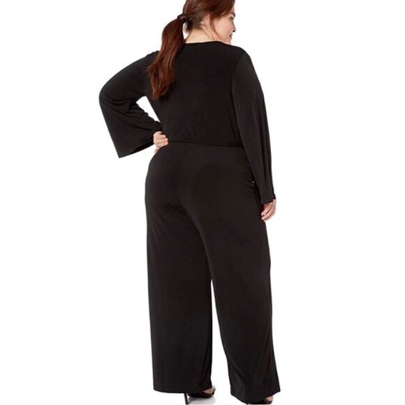 Calvin Klein Plus Size V-Neck Long Sleeve Jumpsuit - Picture 4 of 13